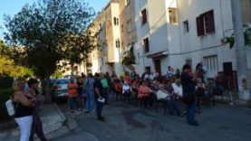 Με μαζική συμμετοχή κατοίκων πραγματοποιήθηκε η Λαϊκή Συνέλευση στο Δήμο Καισαριανής